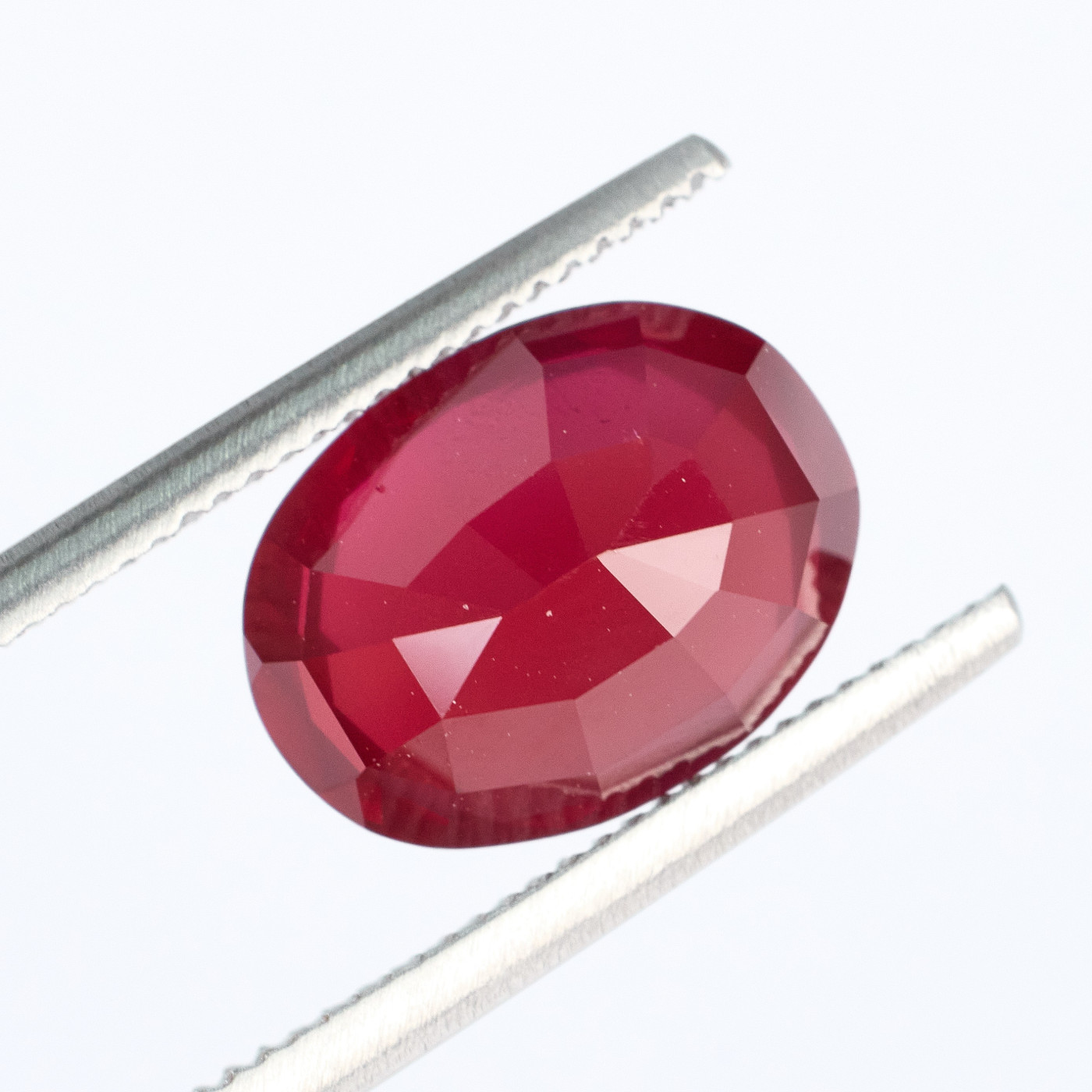 Ring Ruby, Diamond, 18K White Gold | Photo 8